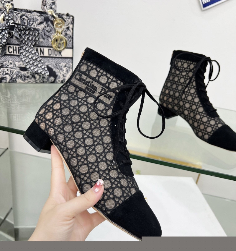 ch**an D*or boots